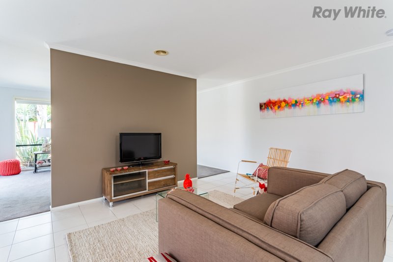 Photo - 45 Cardinia Crescent, Taylors Hill VIC 3037 - Image 6