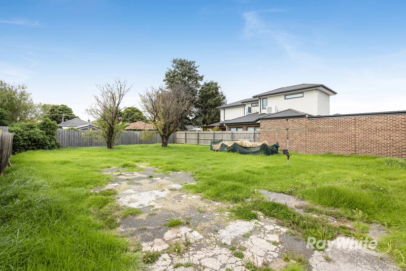 Photo - 45 Carinish Road, Clayton VIC 3168 - Image 3