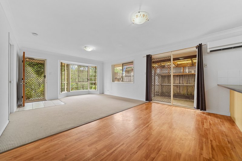 Photo - 45 Chatfield Street, Edens Landing QLD 4207 - Image 3