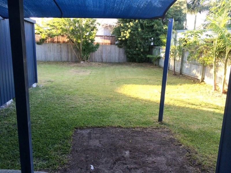 Photo - 45 Christine Ave , Miami QLD 4220 - Image 9