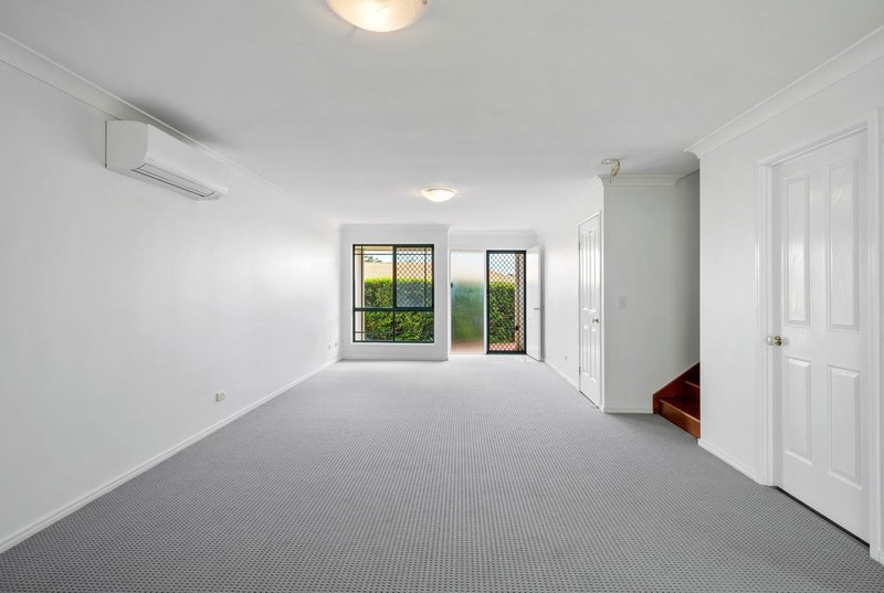 Photo - 45 Circa Crescent, Albany Creek QLD 4035 - Image 4