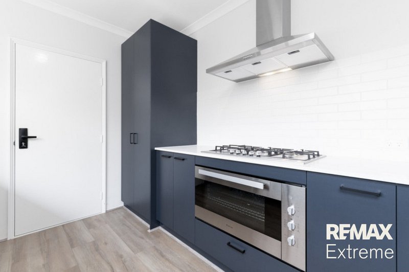 Photo - 45 Citadel Way, Currambine WA 6028 - Image 4