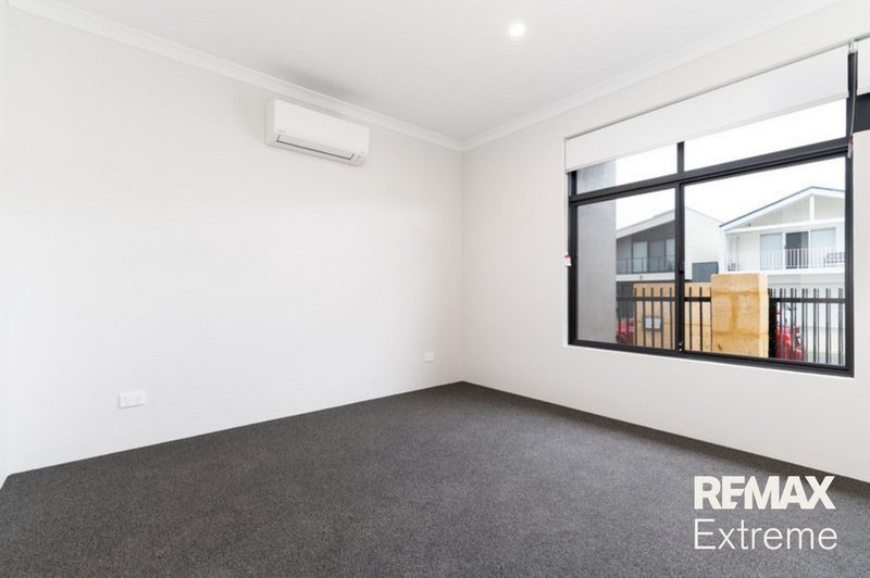 Photo - 45 Citadel Way, Currambine WA 6028 - Image 10