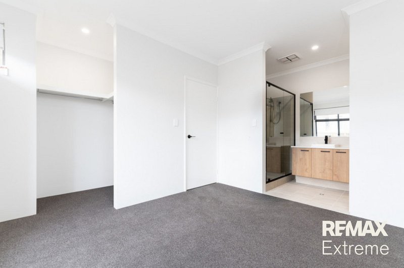 Photo - 45 Citadel Way, Currambine WA 6028 - Image 11