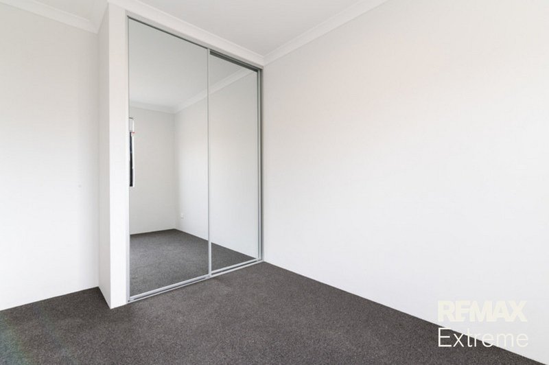 Photo - 45 Citadel Way, Currambine WA 6028 - Image 16