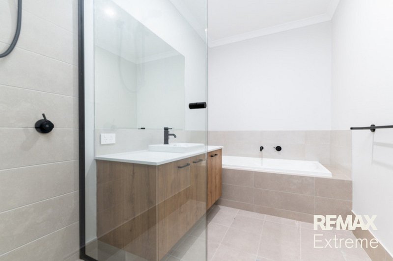 Photo - 45 Citadel Way, Currambine WA 6028 - Image 17