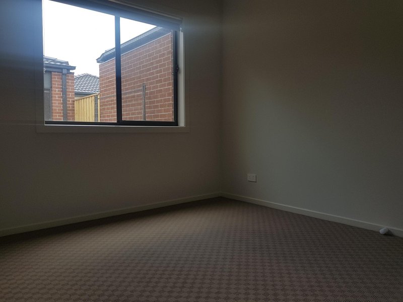 Photo - 45 Civic Street, Diggers Rest VIC 3427 - Image 9