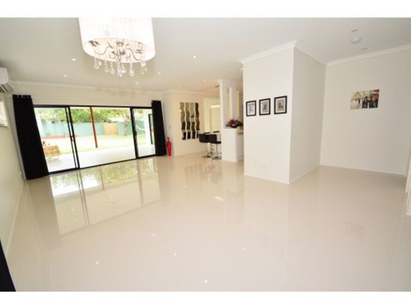 Photo - 45 Clough Street, Mount Gravatt QLD 4122 - Image 4