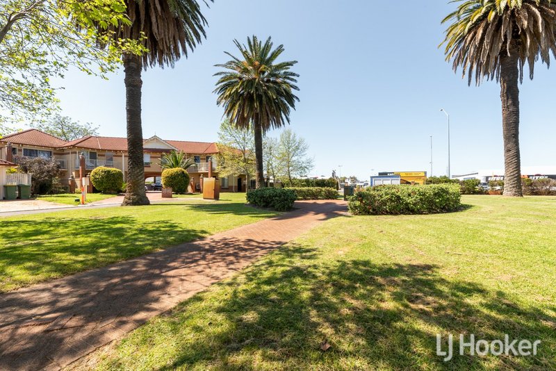 Photo - 4/5 Clover Place, Ascot WA 6104 - Image 25