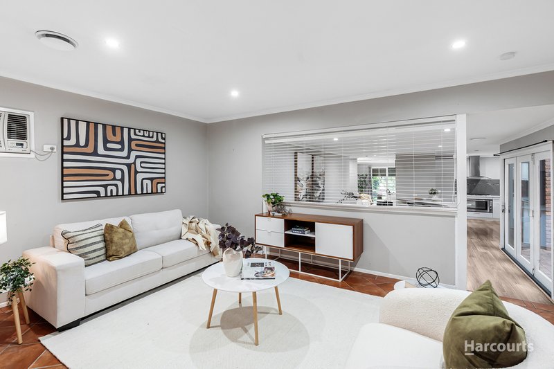 Photo - 45 Collins Crescent, Berwick VIC 3806 - Image 6
