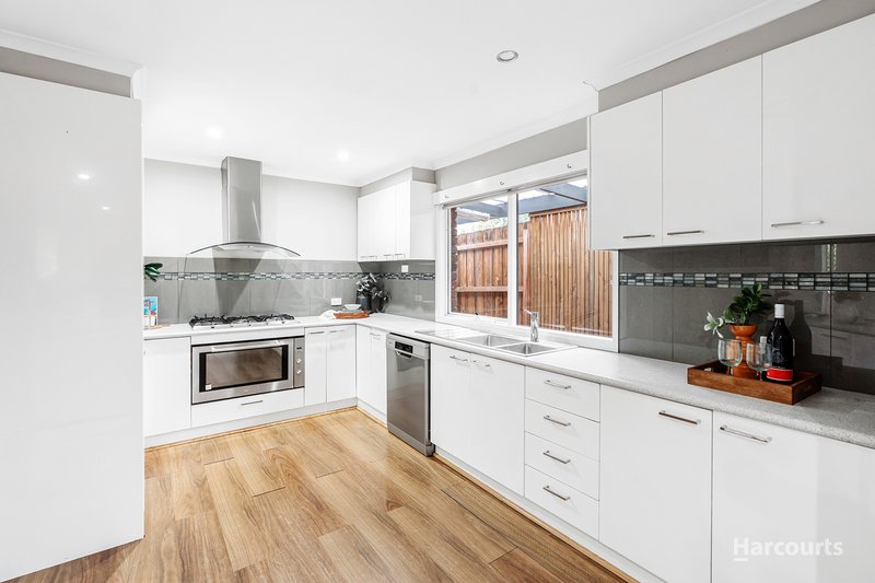 Photo - 45 Collins Crescent, Berwick VIC 3806 - Image 7