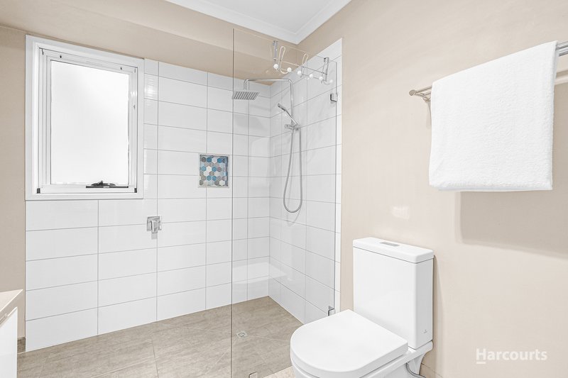 Photo - 45 Collins Crescent, Berwick VIC 3806 - Image 14