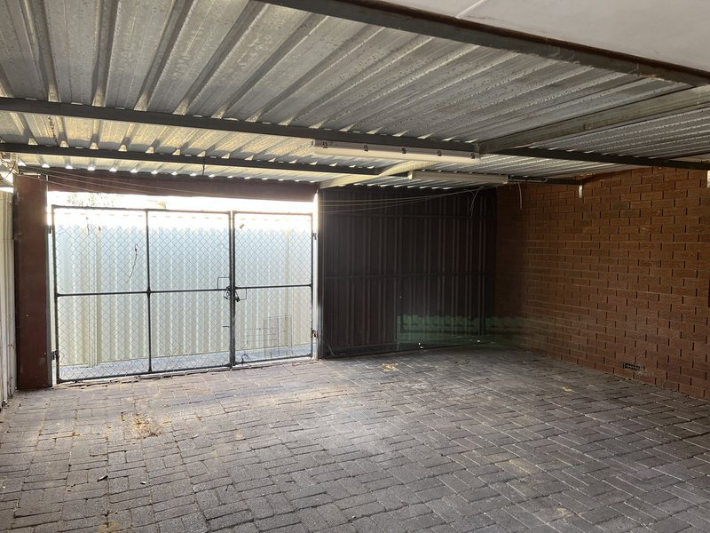 Photo - 45 Cowan Street, Armadale WA 6112 - Image 5