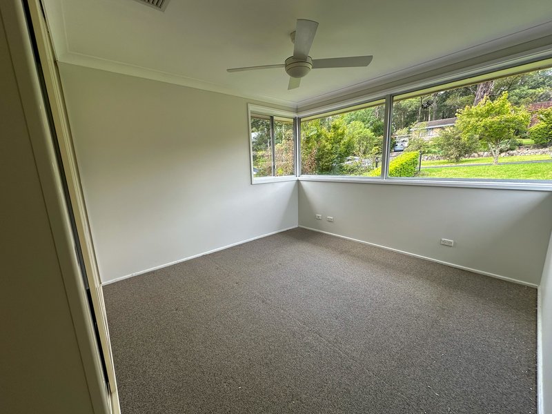 Photo - 45 Crampton Drive, Springwood NSW 2777 - Image 3