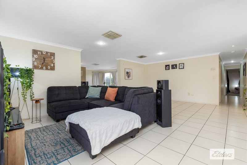 Photo - 45 Crinum Crescent, Emerald QLD 4720 - Image 7