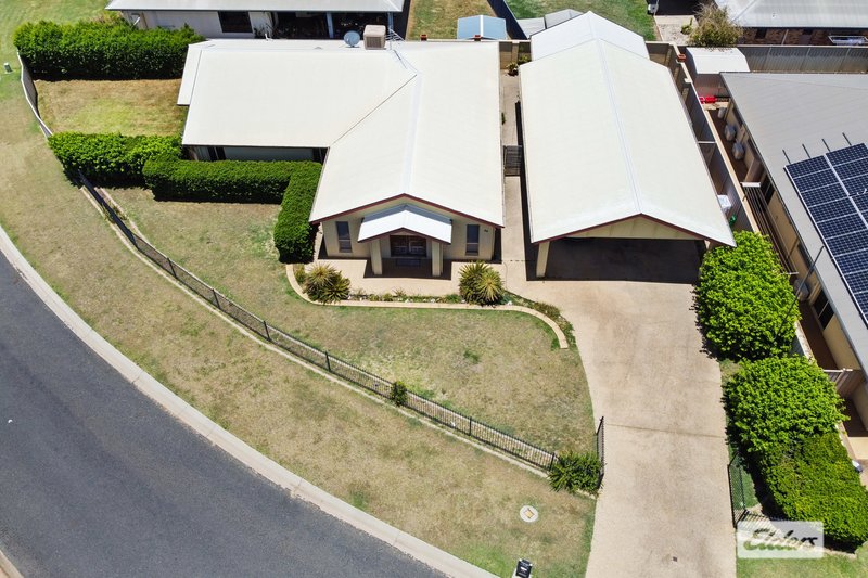 Photo - 45 Crinum Crescent, Emerald QLD 4720 - Image 23