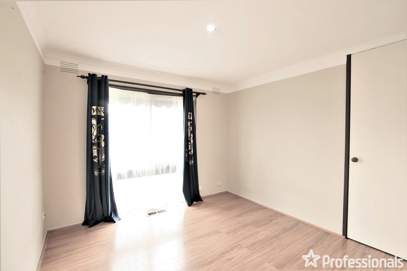 Photo - 45 Darren Road, Keysborough VIC 3173 - Image 8