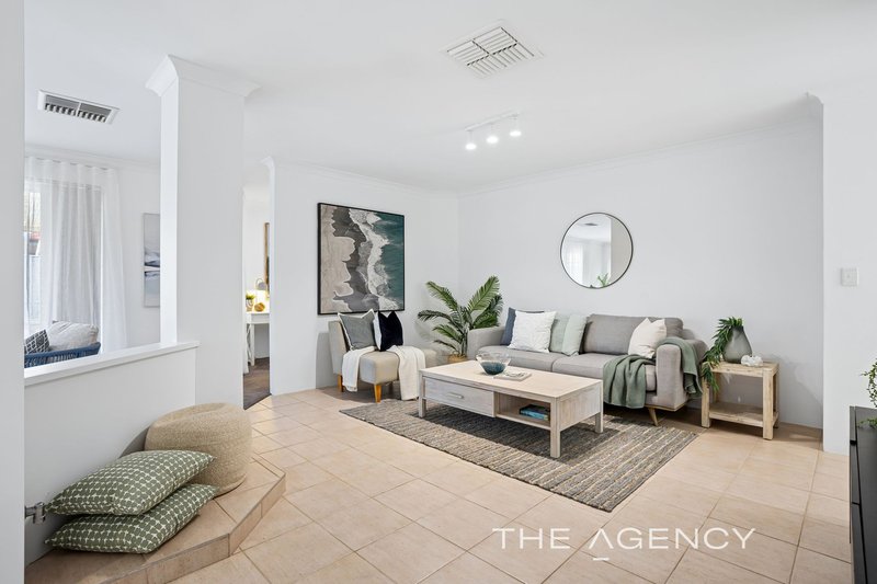 Photo - 45 Deverall Square, Hillarys WA 6025 - Image 5