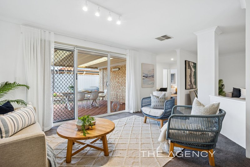 Photo - 45 Deverall Square, Hillarys WA 6025 - Image 7