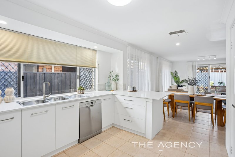Photo - 45 Deverall Square, Hillarys WA 6025 - Image 12