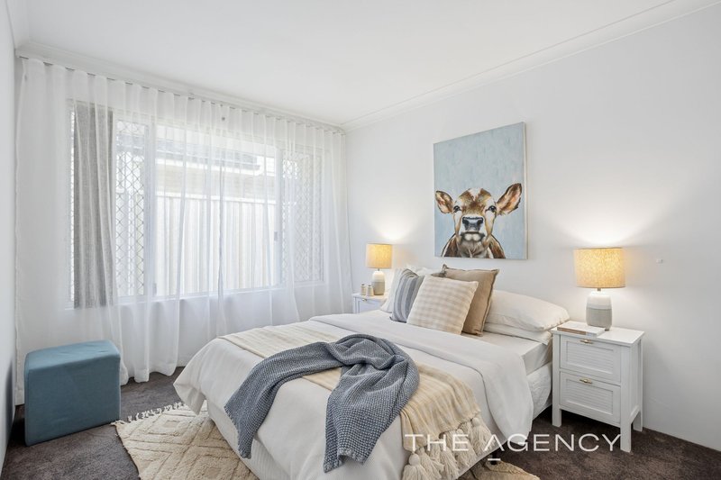 Photo - 45 Deverall Square, Hillarys WA 6025 - Image 21