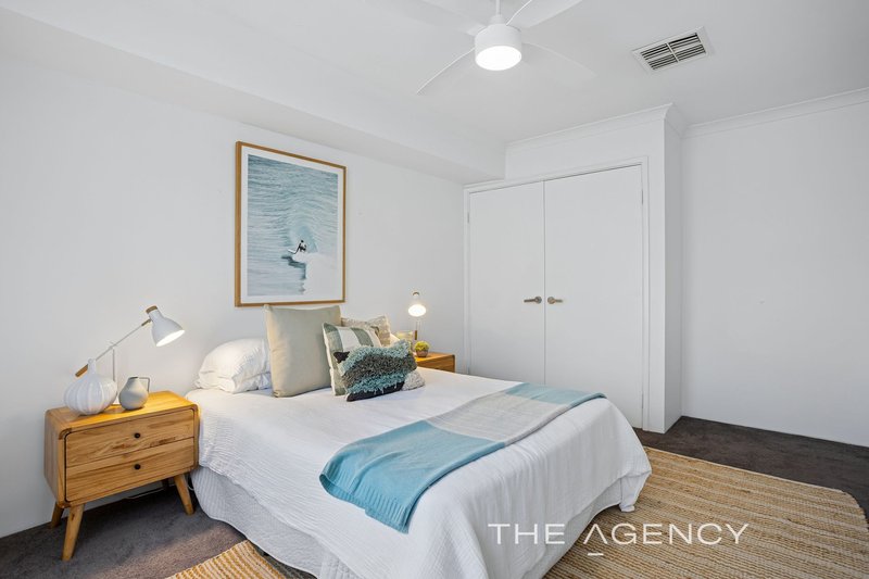 Photo - 45 Deverall Square, Hillarys WA 6025 - Image 25