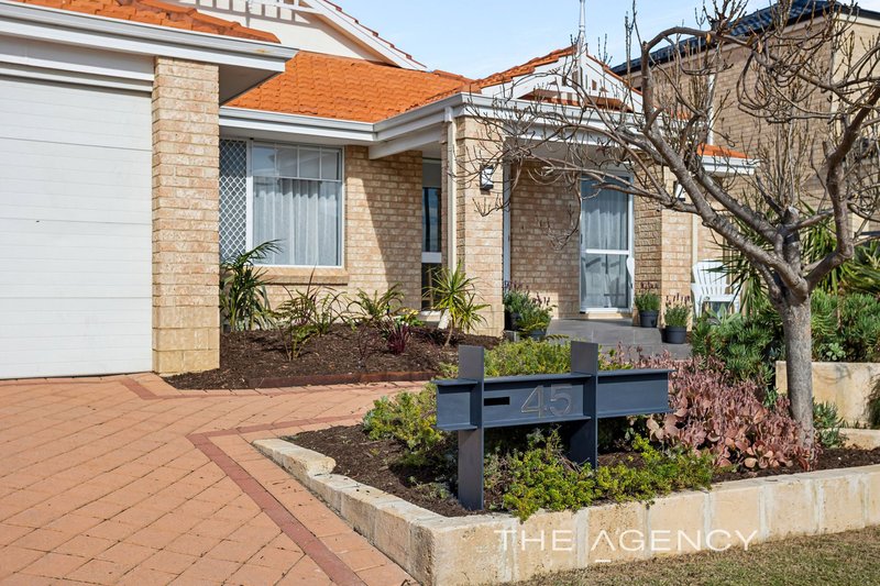 Photo - 45 Deverall Square, Hillarys WA 6025 - Image 33