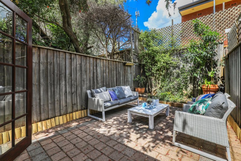 Photo - 45 Devine Street, Erskineville NSW 2043 - Image 5