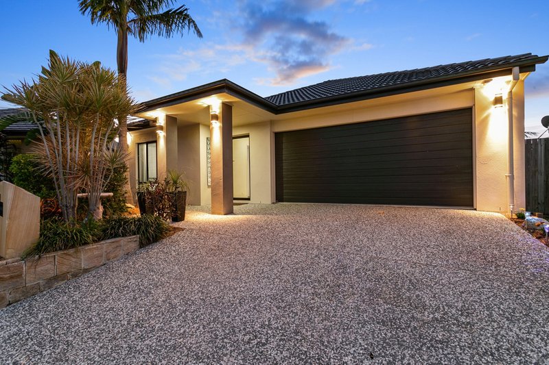 45 Dickson Crescent, North Lakes QLD 4509