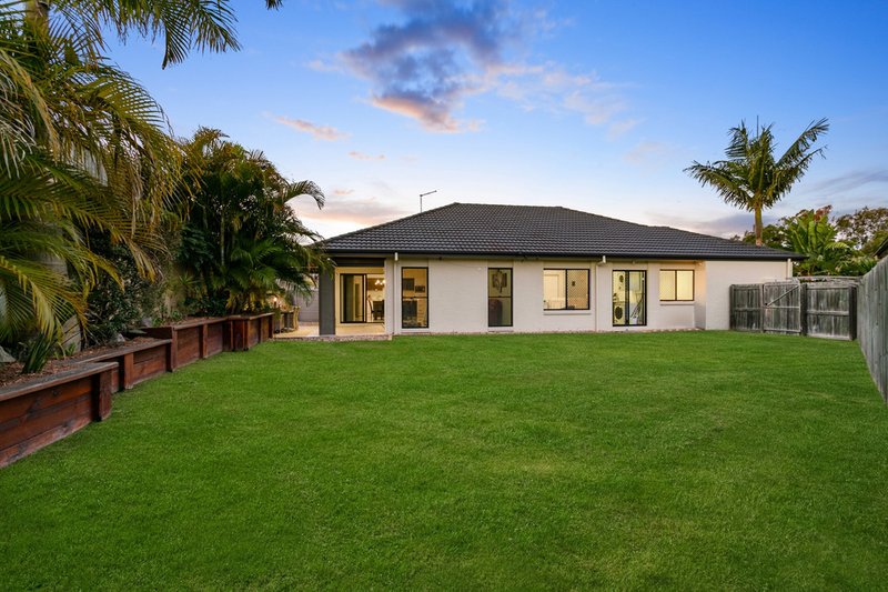 Photo - 45 Dickson Crescent, North Lakes QLD 4509 - Image 18