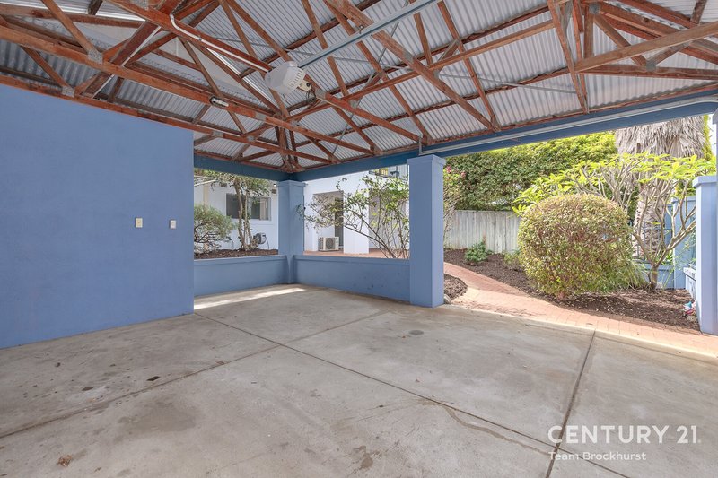 Photo - 4/5 Doherty Road, Coolbellup WA 6163 - Image 20