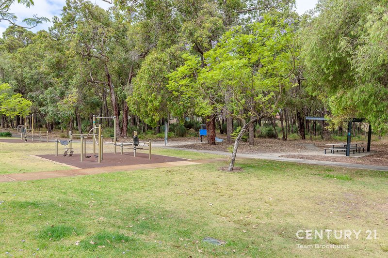 Photo - 4/5 Doherty Road, Coolbellup WA 6163 - Image 24