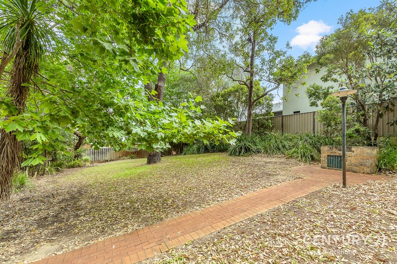 Photo - 4/5 Doherty Road, Coolbellup WA 6163 - Image 28