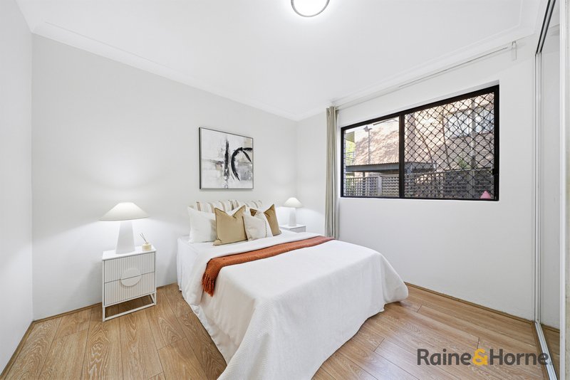 Photo - 4/5 Doomben Avenue, Eastwood NSW 2122 - Image 12