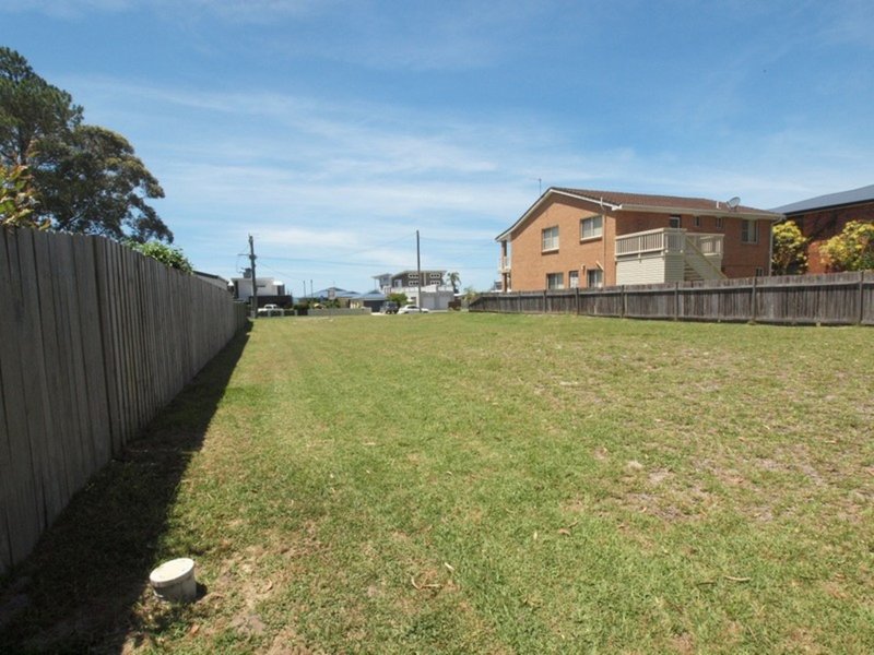 Photo - 45 Elizabeth Drive, Vincentia NSW 2540 - Image 2