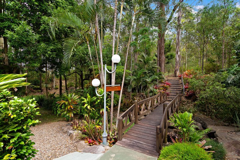 Photo - 4/5 England Road, Ferny Hills QLD 4055 - Image 11