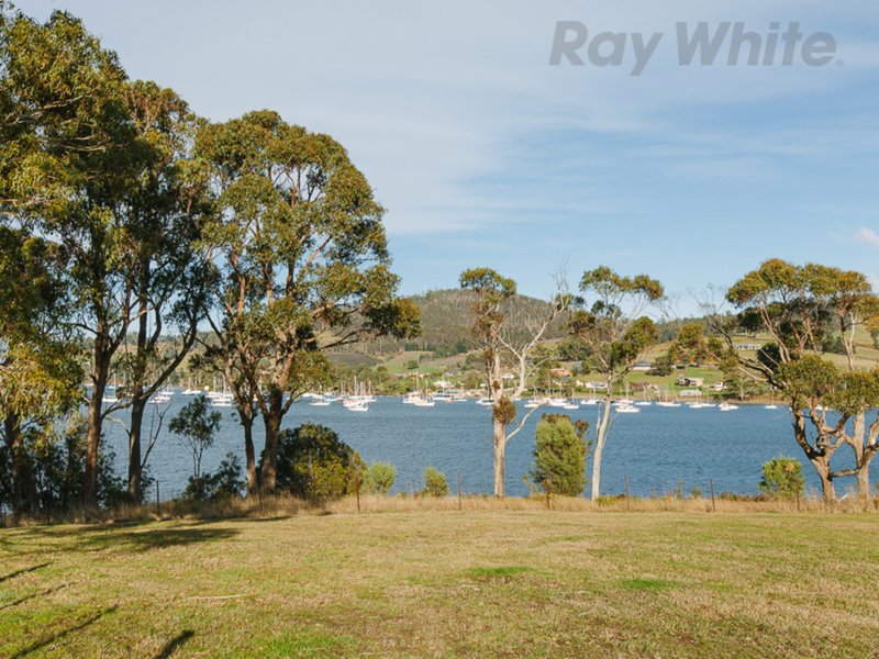 45 Esplanade Road, Cygnet TAS 7112