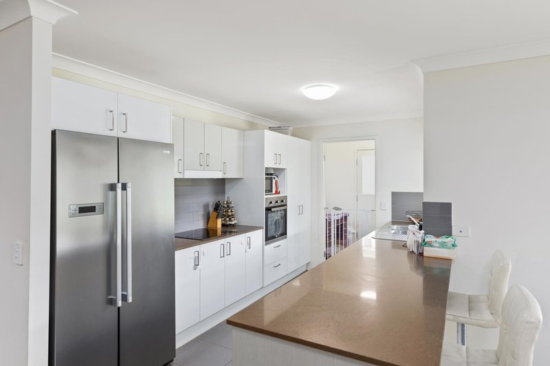 Photo - 45 Essex Street, Karalee QLD 4306 - Image 2