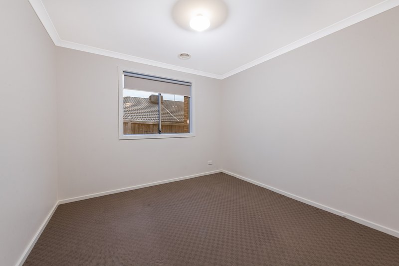 Photo - 45 Everlasting Boulevard, Cranbourne West VIC 3977 - Image 15