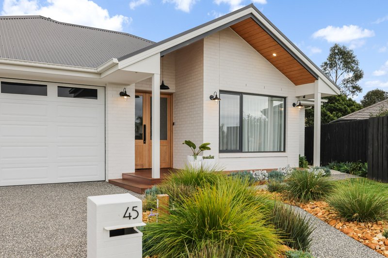 Photo - 45 Everton Drive, Cowes VIC 3922 - Image 3