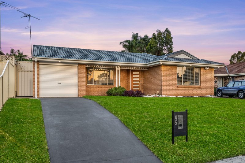 45 Falcon Circuit, Green Valley NSW 2168