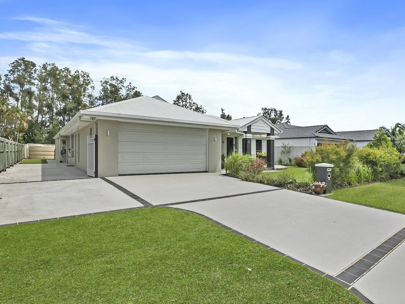 Photo - 45 Flamingo Drive, Banksia Beach QLD 4507 - Image 4