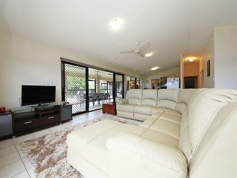 Photo - 45 Fordington Way, Murrumba Downs QLD 4503 - Image 10