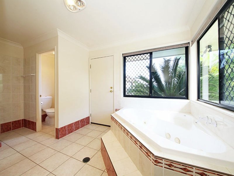 Photo - 45 Fordington Way, Murrumba Downs QLD 4503 - Image 13