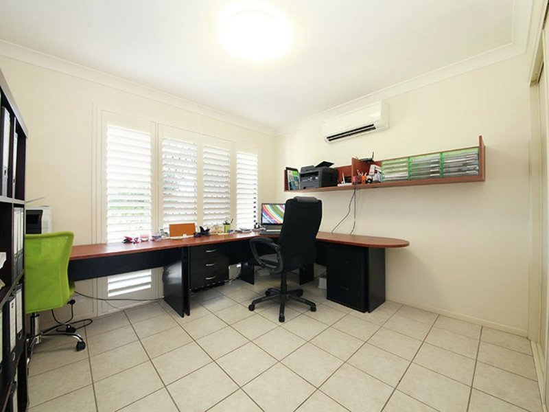 Photo - 45 Fordington Way, Murrumba Downs QLD 4503 - Image 19