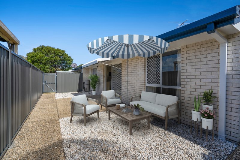 Photo - 4/5 Fourth Avenue, Bongaree QLD 4507 - Image 10