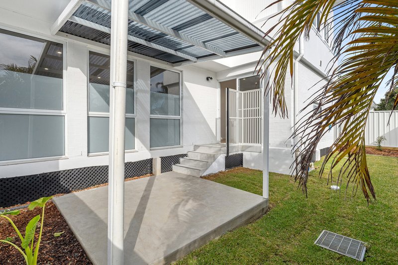 Photo - 4/5 Gannons Road, Caringbah NSW 2229 - Image 7