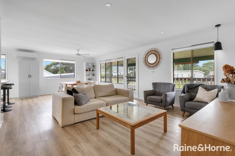 Photo - 45 Gerringong Street, Currarong NSW 2540 - Image 6