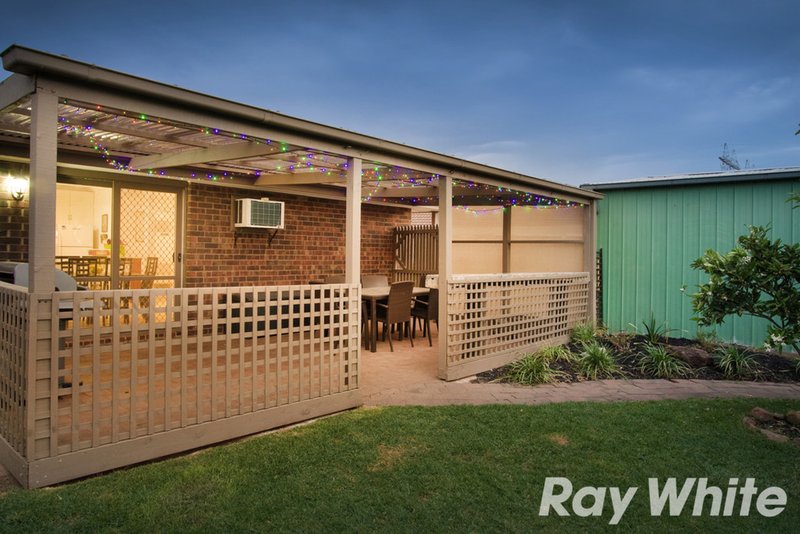 Photo - 45 Gipps Crescent, Cranbourne North VIC 3977 - Image 9