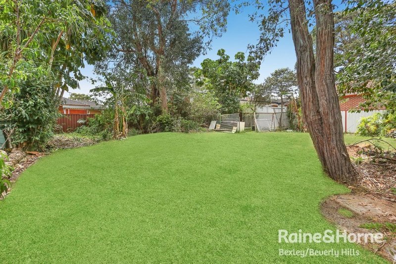 Photo - 45 Grove Avenue, Narwee NSW 2209 - Image 5